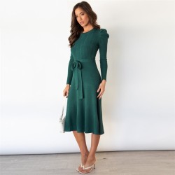 Elegant knitted dress - long sleeve - waist beltDresses