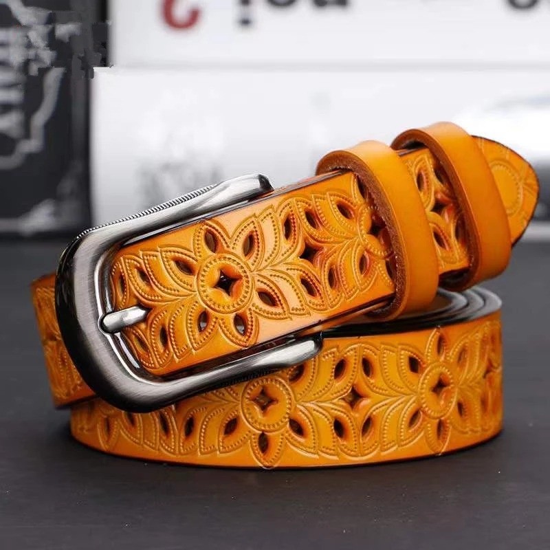 Carved genuine leather belt - with a metal buckleBelts