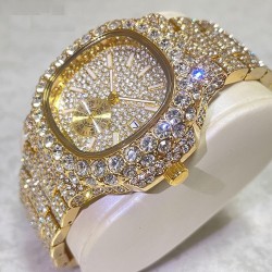Luxurious Quartz crystal watch - waterproofWatches