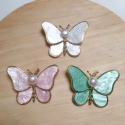 Shell butterfly with pearl - broochBrooches