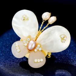 Pearl shell butterfly - with crystals / pearlsBrooches