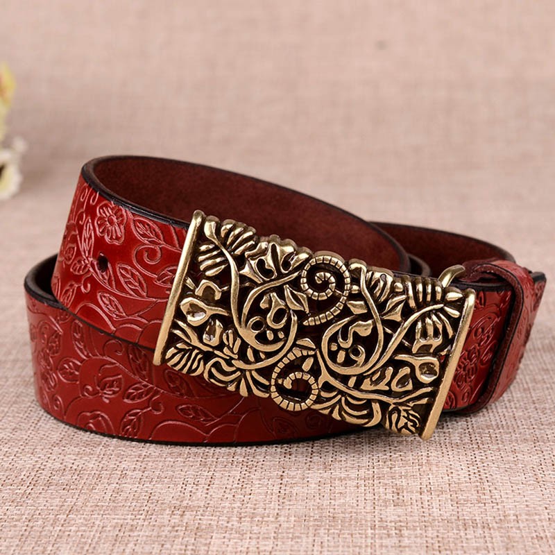 Retro leather belt - with metal carved buckleBelts