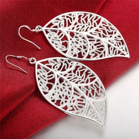 Leaf shaped silver earringsEarrings