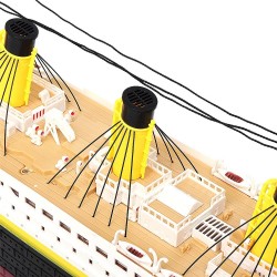 NQD 757 1/325 2.4G 80cm - Titanic RC boat - electric ship with light - RTR toyBoats
