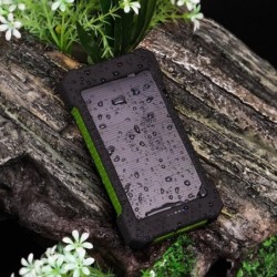 Solar power bank - dual USB - waterproof - with compass keychain - LED - 30000mAhPower Banks
