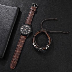 Fashionable Quartz watch - with leather bracelet - setWatches