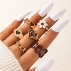 Retro style rings - brown flowers / hearts - 6 piecesRings