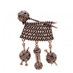 Weaving ball / yarn - vintage broochBrooches