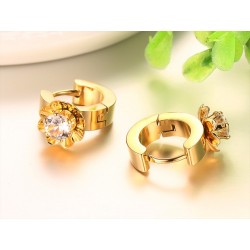 Gold stud earrings with zirconiaEarrings
