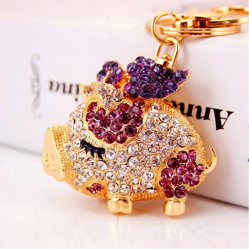 Crystal pig keychainKeyrings