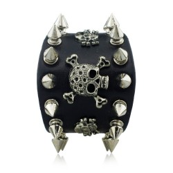 Gothic leather bracelet with skull & rivets - unisexBracelets