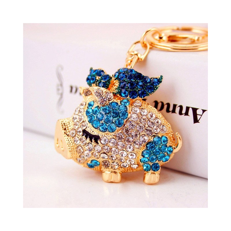 Crystal pig keychainKeyrings