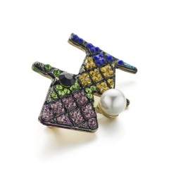 Colourful crystal dog broochBrooches