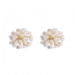 Pearl flower - small stud earringsEarrings
