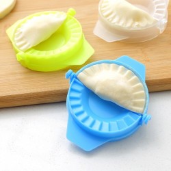 Plastic dumplings makerBakeware