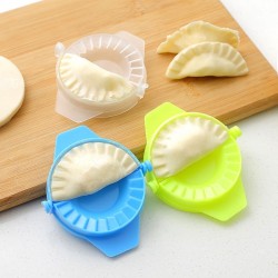 Plastic dumplings makerBakeware