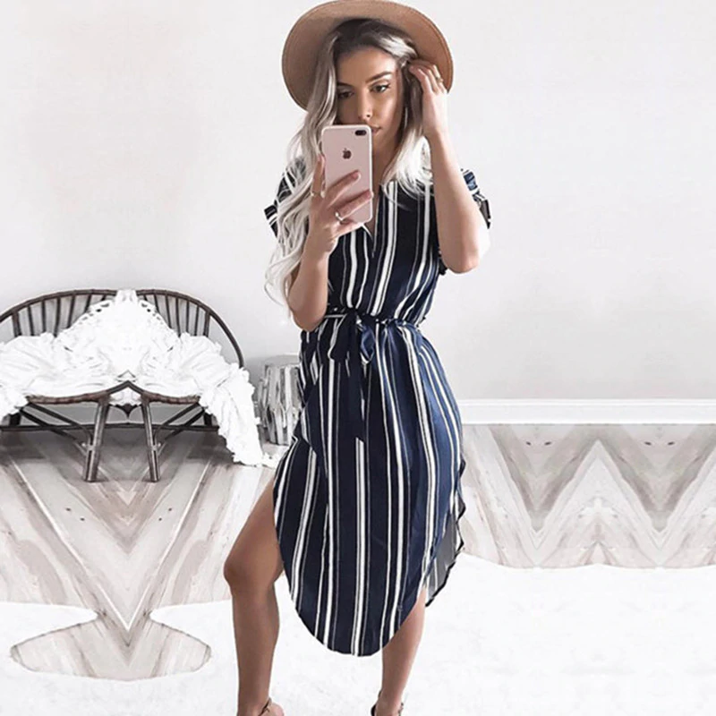 Elegant striped dressDresses Elegant striped dressDresses