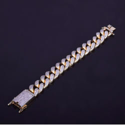 Luxury bracelet with zirconsBracelets