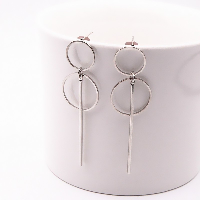 Fashionable punk style long earringsEarrings