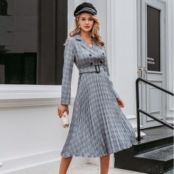 Vintage plaid dress with beltDresses