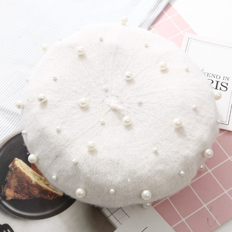 Elegant wool beret with pearls - hatHats & Caps
