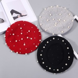 Elegant wool beret with pearls - hatHats & Caps