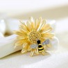 Crystal bee and daisy - an elegant broochBrooches