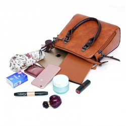 Elegant leather handbag - 4 pieces setSets