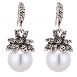 Vintage luxury earrings with crystal flower & pearlEarrings